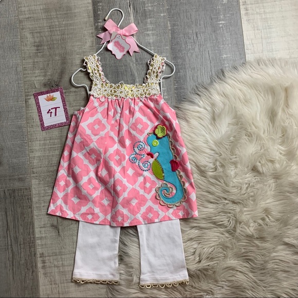 Mud Pie Other - NWOT Mud Pie Embroidered Tank and White Pants